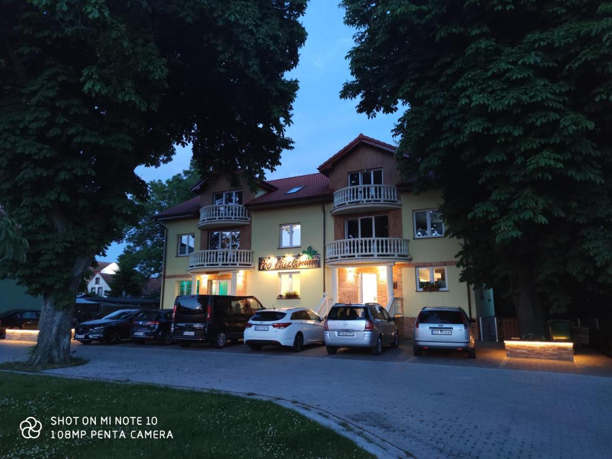 Pokoje Goscinne Pod Kasztanami Леба Экстерьер фото